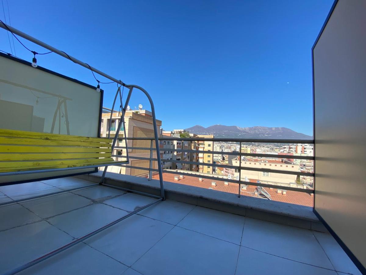 Rooftop Tirana Exteriör bild
